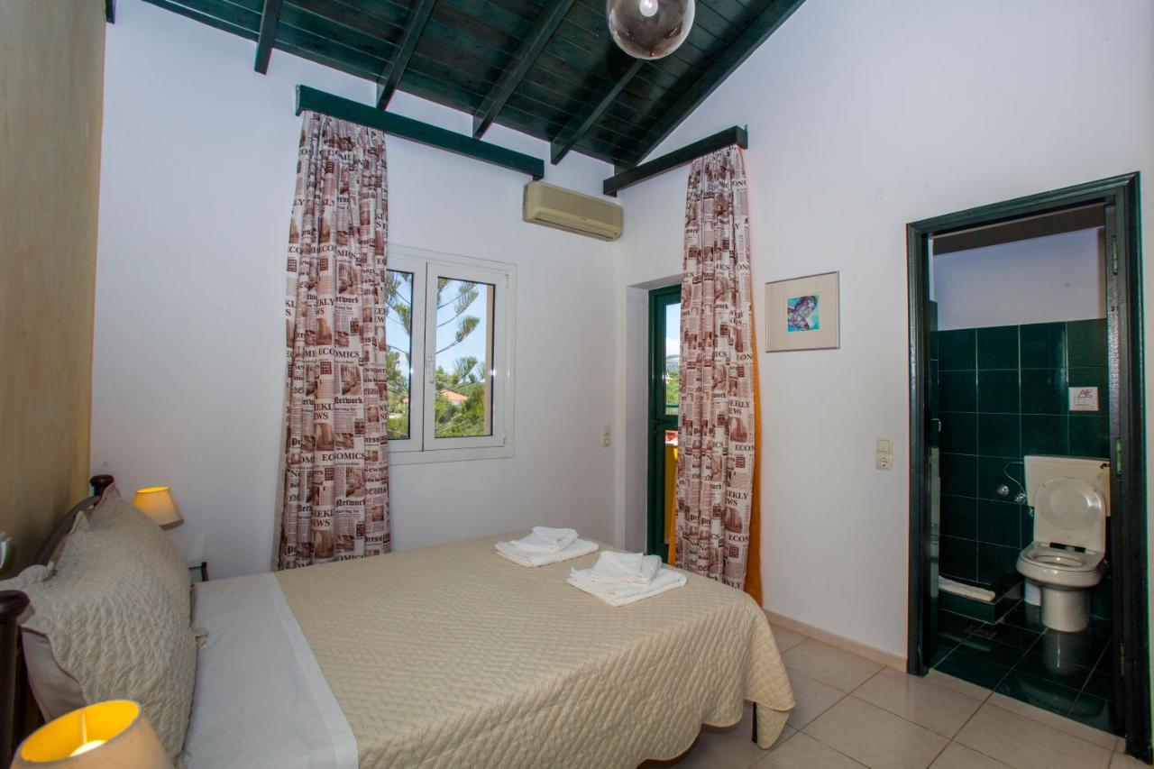 Sandy Beach Villas And Apartments Svoronata Exterior photo