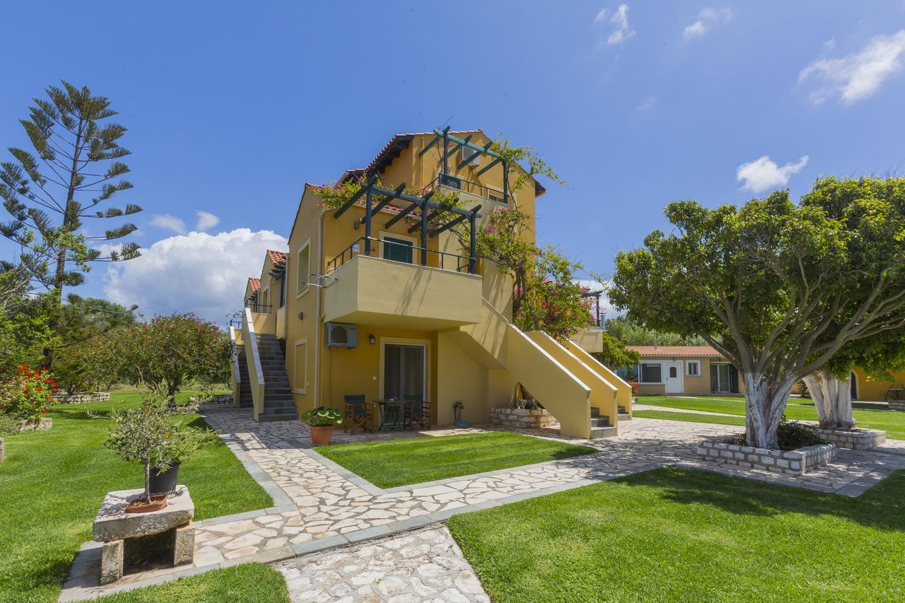 Sandy Beach Villas And Apartments Svoronata Exterior photo